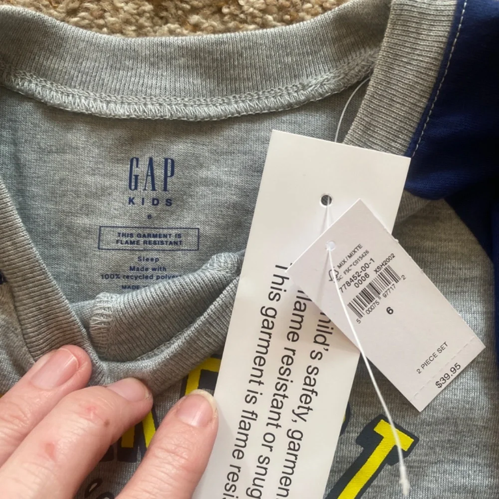 NWT  Kids 100% Recycled Graphic Raglan PJ Set, sz 6